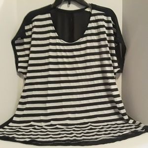 SOPHIA JAYNE- SHORT SLEEVE SHEER BACK TOP